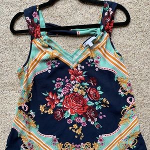 DR2 WOMENS SIZE MEDIUM FLORAL OPEN BACK SUMMER TANK TOP USED